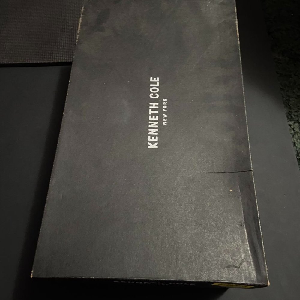 Kenneth Cole NY Dress Shoes sz 9.5 Like New